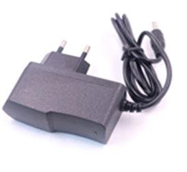 Adaptateur de prise UE 12 V 2 A à ampères complets de haute qualité